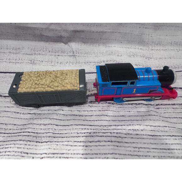 Thomas the Train Trackmaster - Picture 2 of 5